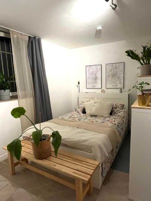 Souterrain-Wohnung in Köln Lindenthal