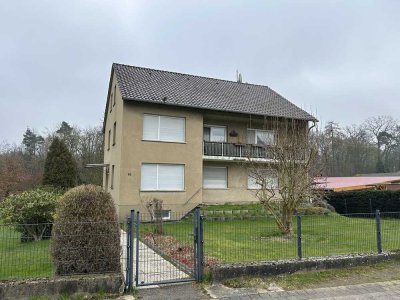 Preiswertes Zweifamilienhaus in Rinteln mit Ausbaureserve
