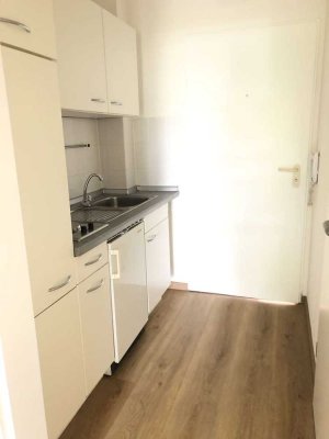 Studenten aufgepasst! Spittaler Straße - zentral gelegenes 1-Zimmer-Apartment in Uni-Nähe