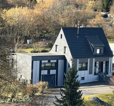 Preiswertes, modernisiertes 7-Zimmer-Einfamilienhaus in Borod