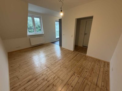 4-Raum-Maisonette-Wohnung mit Einbauküche, Erstbezug nach Total-Renovierung!!!