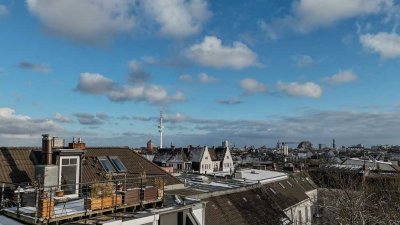 Provisionsfrei. Moderne Panorama-Maisonette in charmanter Lage.