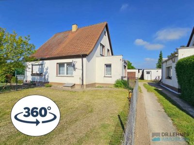 Dr. Lehner Immobilien NB - 
Charmante Doppelhaushälfte mit Potential