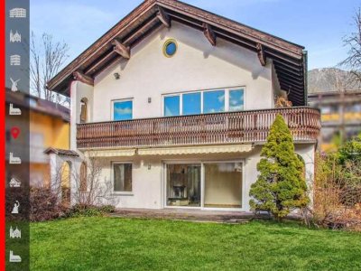 Viel Wohnfläche mit Bergblick: Saniertes Einfamilienhaus mitten in Garmisch