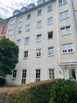 Gepflegtes Wohn- und Geschäftshaus in 09113 Chemnitz-Schloßchemnitz