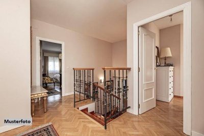 Familienfreundliche Doppelhaushälfte mit viel Platz und guter Ausstattung