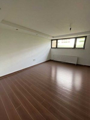 Sanierte 2-Zimmer-Einliegerwohnung mit Einbauküche, Garten und Carport in Dittigheim – frei ab 01.09