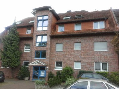 Sehr gute aufgeteile 1,5 Raum Spitzdachwohnung mit 48 m²