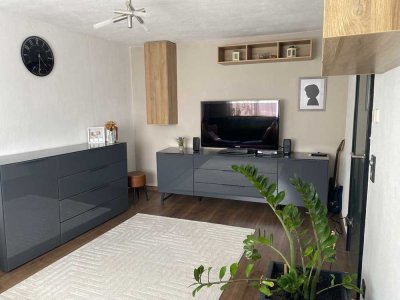 Gepflegtes, kleines Haus mit drei Zimmern und Einbauküche in Wüstenrot