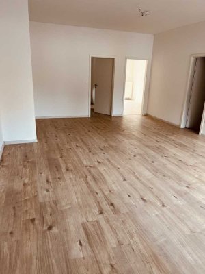 3ZKB Wohnung in Ludwigshafen mit Terrasse!