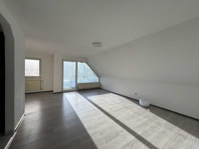 Moderne 4-Zimmer-Maisonette mit Balkon – ruhige Lage nahe Berlin