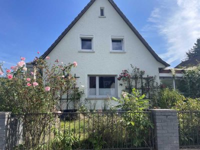 2-Zi.Apartment in Hausgemeinschaft + Balkon und Gartenmitbenutzung
