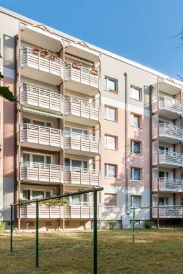 3-Raum-Wohnung in der Nähe zum Klinikum und zu Einkaufsmöglichkeiten