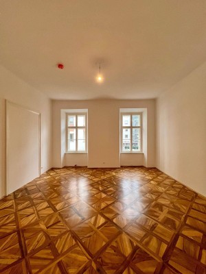 Erstbezug nach Sanierung 4-Zimmer-Wohnung in der Nähe vom Augarten - Provisionsfrei!