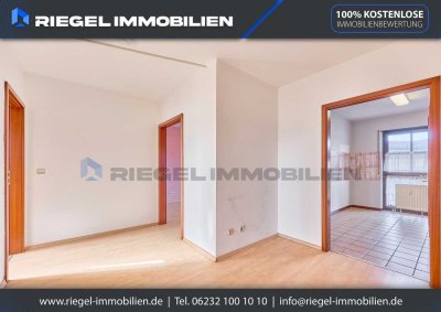 Sie hier? Wir auch! Gepflegte Wohnung mit Dachterrasse und angenehmer Raumaufteilung