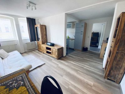 Möblierte, zentrale DG-Wohnung auf dem Brühl Boulevard