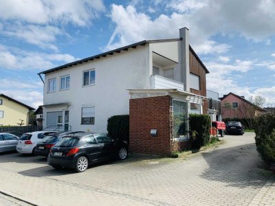 Gepflegtes Haus mit Einliegerwohnung, 11 Zimmern in Aufhausen bei Eichendorf