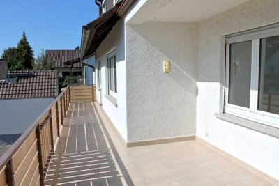 Sonnenanbeter aufgepasst ! Helle 3-Zimmer-Wohnung mit Superbalkon in Roßdorf