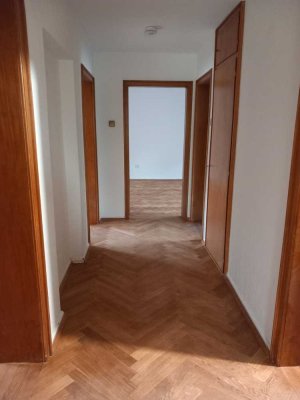 Do-Benninghofen/ Helle DG-Whg. im 3-FH (kein Balkon)