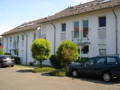 Gut geschnittene, helle 3-Zimmer Maisonette-Wohnung in Lohmar Süd