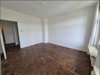2 Zimmer Altbauwohnung