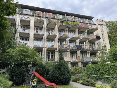 Loft-Perle im ehemaligen Fabrikgebäude – versteckt im ruhigen Innenhof von Friedrichshain