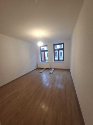 2-Raum-Wohnung (renoviert!)