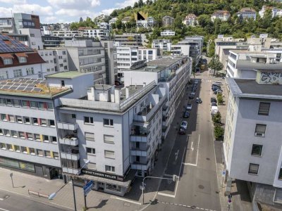 Zentral. Hell. Mit Vision zur Traumwohnung. 3-Zimmerwohnung mit Balkon in Stuttgart-Mitte!