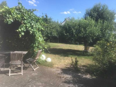 Helle 3-Zimmer-Erdgeschosswohnung mit Terrasse und einem großzügigem Garten zur Mitgestaltung