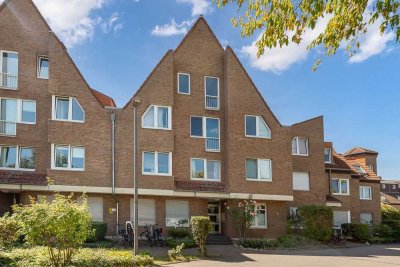 Charmante 2,5-Zimmer-Wohnung mit Tiefgaragenstellplatz im beliebten Wohnkarree von Braunsfeld!