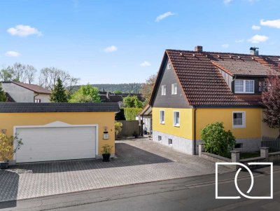 Ruhige Lage! Modernisierte Doppelhaushälfte mit gepflegtem Garten und Anbau-/Aufstockungspotenzial