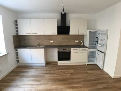 � Neuwertige 2-Raum-Wohnung im Hochparterre mit Einbauküche in Bensheim