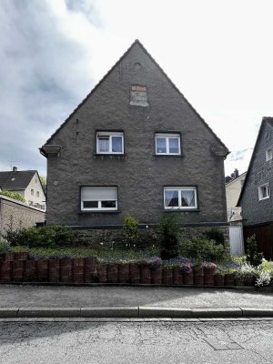 Schöne 2-Zimmer-Wohnung im 1.OG mit Gartenanteil und Einbauküche in Witten-Annen