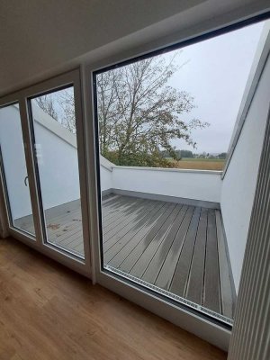 Geförderte 2-Zimmer-Dachgeschosswohnung mit Dachterrasse – ab sofort bezugsfrei
