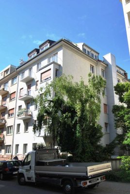 Schöne 3-ZKB im Lindenhof mit Balkon und EBK!
