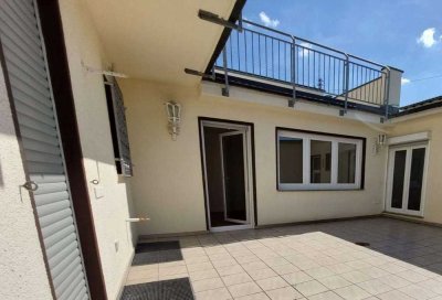 Modernes Offenes Wohnen mit gehobener Innenausstattung in MA Seckenheim