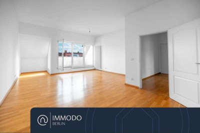 � Dachgeschoss Traum am Helmholtzplatz - helle 2 Zi Altbau Whg mit 2 Bädern und Walk-In Closet