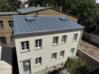Design trifft Altbaucharme: Hochwertig sanierte Maisonette im Erstbezug