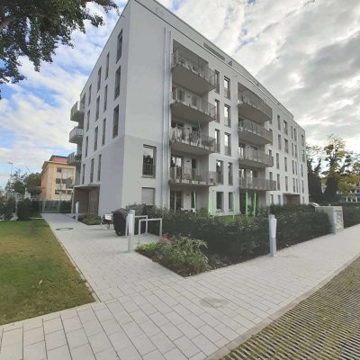 Traumhaft schöne 3-Zimmer-Wohnung mit Balkon + TG-Platz + Einbauküche!