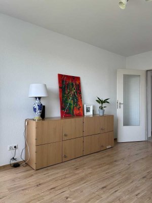 Modernisierte 3-Zimmer-Wohnung mit 2 Balkonen 6. OG – barrierefrei & WG-geeignet