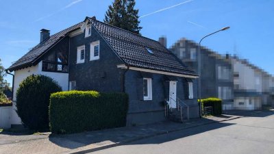 Wunderschönes Wohnhaus ca. 200m² mit  großzügigem Kaminzimmer und Garten