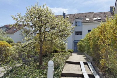 GERLINGEN - 2,5-ZIMMER-ETW IM DACHGESCHOSS, EBK, TG-BOX, FREI - SOFORTBEZUG MÖGLICH.