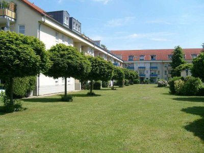 Attraktive 3-Zimmer-Dachgeschoß-Wohnung mit Balkon und TG-Platz! Kapitalanlage m. Erbpacht!