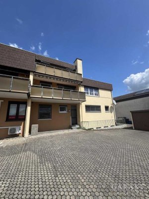 Toll geschnittene Dachgeschosswohnung in guter Lage.