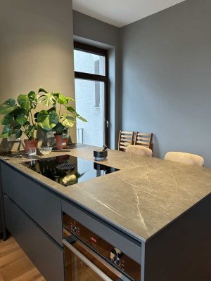 Geräumige 4‑Zimmer Wohnung in Augsburgs Innenstadt