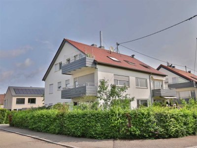 Gut geschnittene 3,5-Zimmer-Wohnung mit Balkon in begehrter Lage