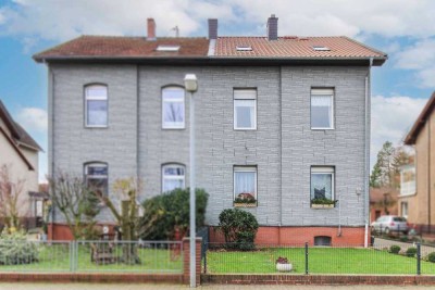 Geräumige Doppelhaushälfte mit großem Garten sowie Option auf  2 Wohneinheiten in Beienrode
