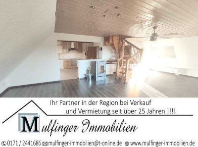Große Maisonette mit Klimaanlagen (aktuell in 2 Wohnungen unterteilt) mit 2 Balkonen, 2 Einbauküc...