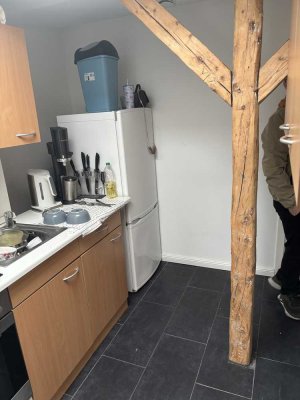 Kieler Lebensart: 2-Zimmer-Wohnung im Südfriedhof