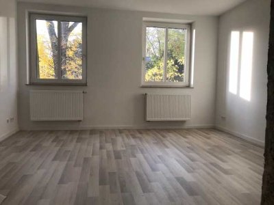 3-Zimmer-Wohnung,  Niddapark, Bestlage mit Garten, kernsaniert, ruhig und hell,Tageslicht-Bad